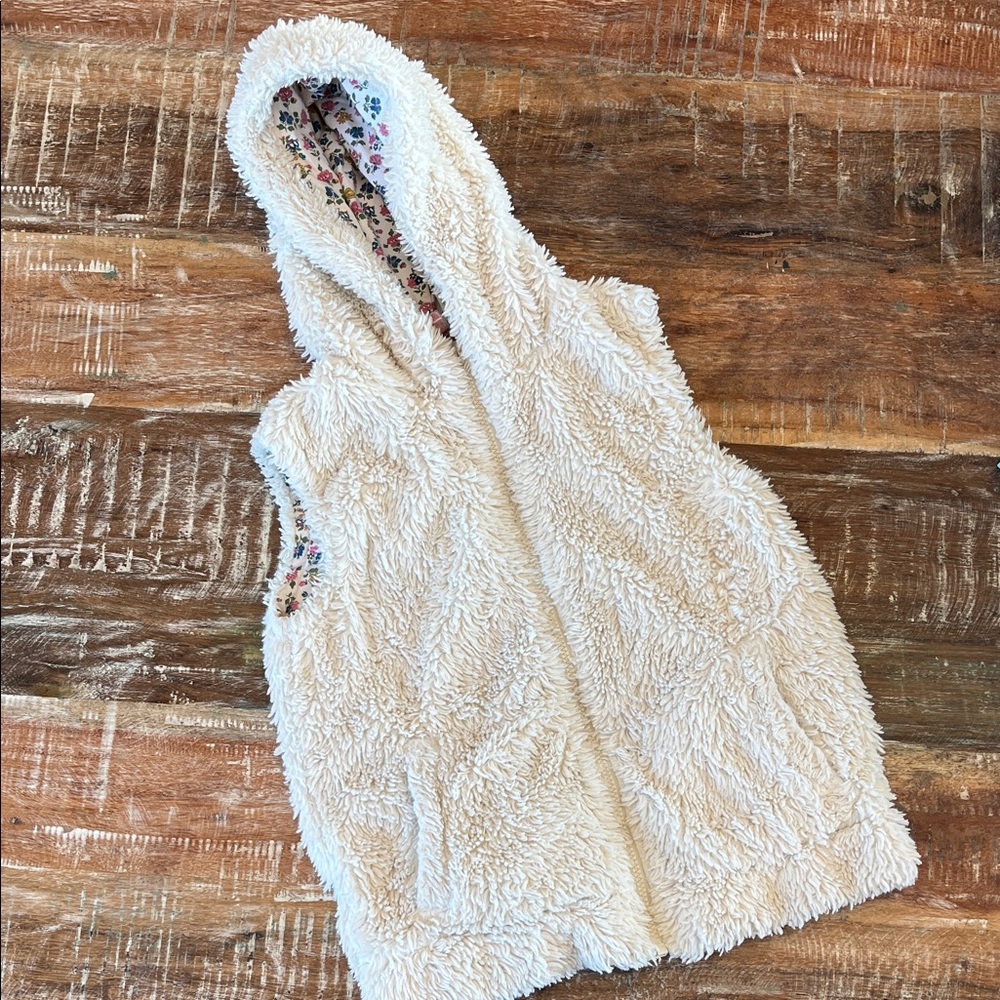 Mini Boden Cream Fleece Vest